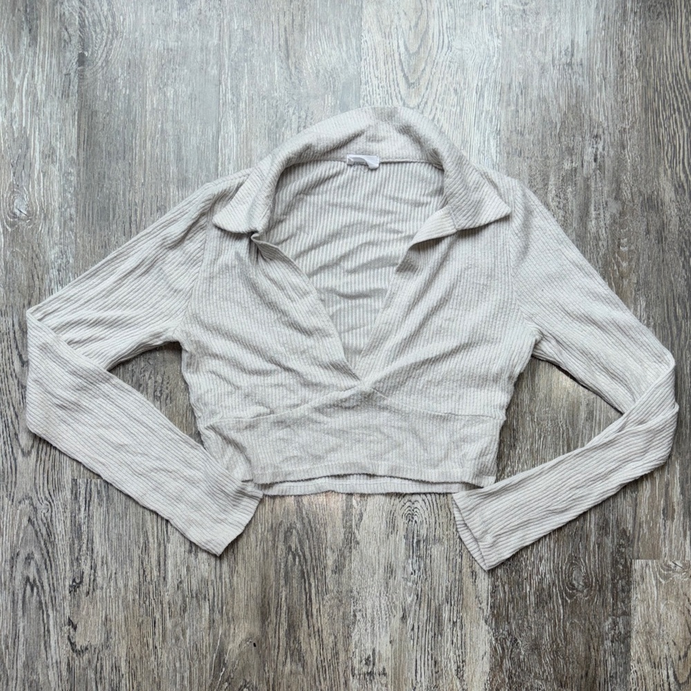 Ribbed Long Sleeve Cropped Top ***